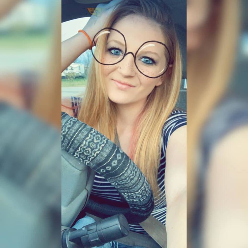 Meet your Posher, Hayley